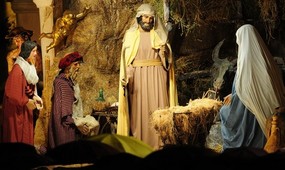 Nativity scene, St Peter's 2010.jpg